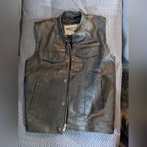 Men's leather motorcycle vest